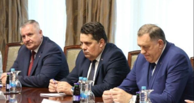 I oni su se uspjeli izvući: U toku ročište o ukidanju pritvora Stevandiću i Viškoviću!