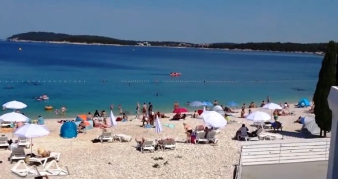 Srbin prvi put ljetovao na hrvatskoj obali: 'Nauživali smo se za sve novce, a vama svaka čast kako njih trpite... Ja bih poludio!'