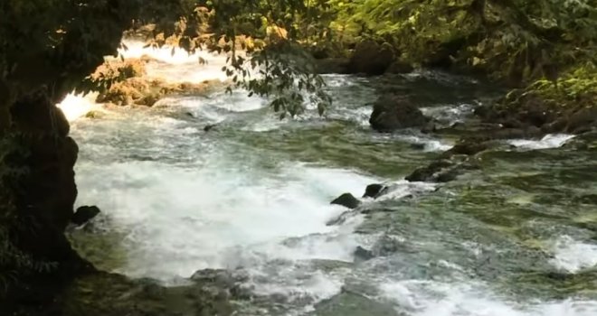Neistražena rijeka u BiH osvaja ljepotom: Netaknuti prirodni biser privlači sve više turista, ali mnogi ni ne znaju za nju