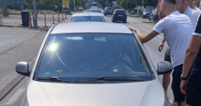 Šta se dešava u Širokom Brijegu? Građani i navijači zaustavljaju vozila i 