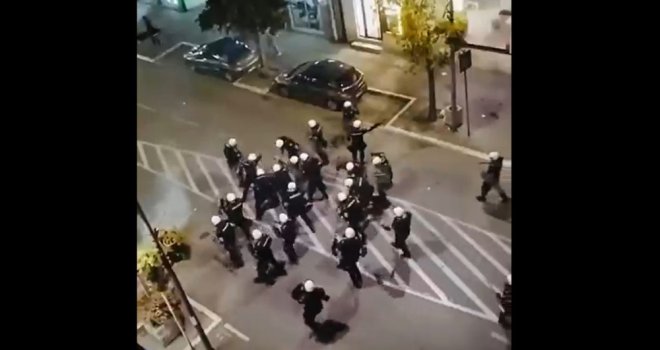 Nasilje koje obilazi svijet: Francuski košarkaš podijelio fotografiju prebijanja građana u Valjevu