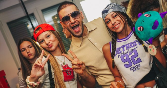 Festivalska adresa: Dobro raspoloženje u redovima za Kulovićevu 3