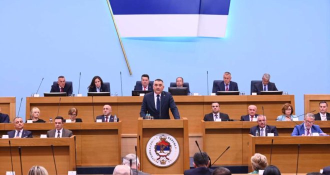 Počela sjednica NSRS o izboru nove vlade RS, PDP ne prisustvuje izlaganju Minića