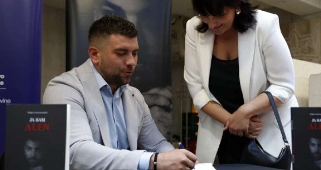 U Sarajevu predstavljena knjiga 'Ja sam Alen': Svjedočanstvo o životu u sjeni stigme, šutnje i društvene nepravde