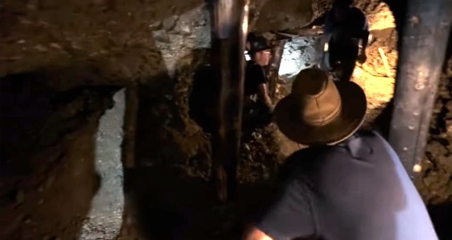 Ulazak sa Semirom Osmanagićem u novootkriveni tunel 6 na Ravnama: Pogledajte kako izgleda unutra...
